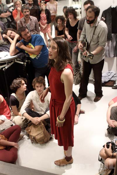 ARLT - 2012-09-07 - PARIS - Boutique Agnes B. - 